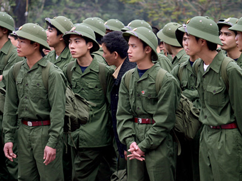 Nhiều ĐBQH đề nghị hoãn gọi nhập ngũ sinh viên đại học